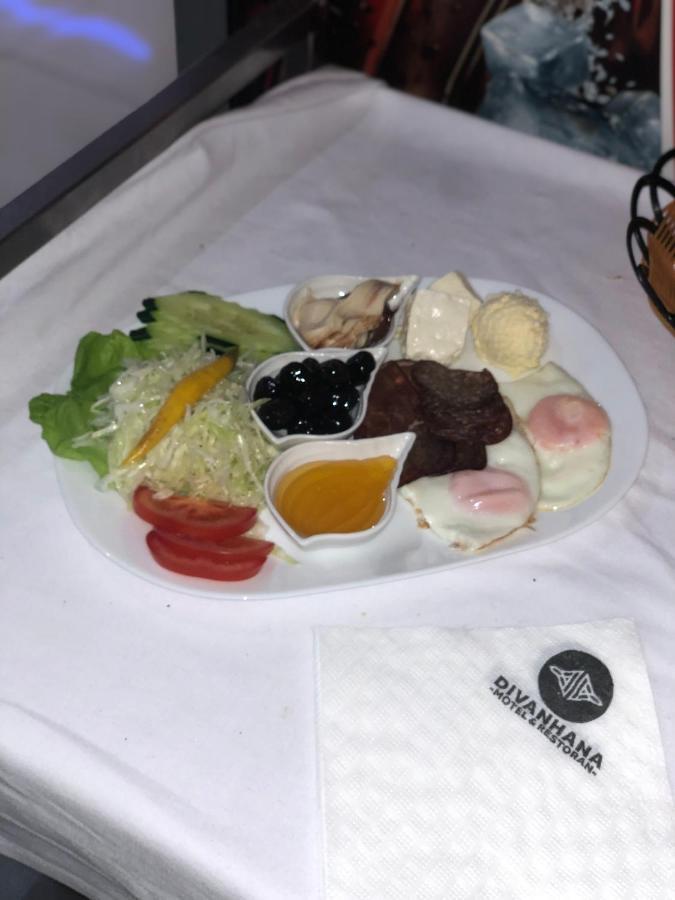 Bed And Breakfast Divanhana Novi Pazar Eksteriør billede