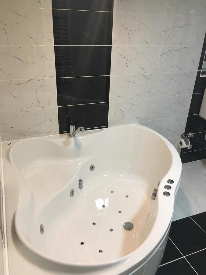 Bed And Breakfast Divanhana Novi Pazar Eksteriør billede