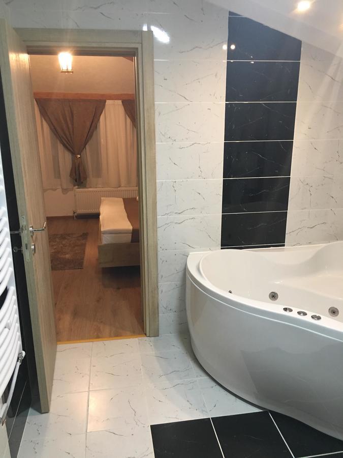 Bed And Breakfast Divanhana Novi Pazar Eksteriør billede